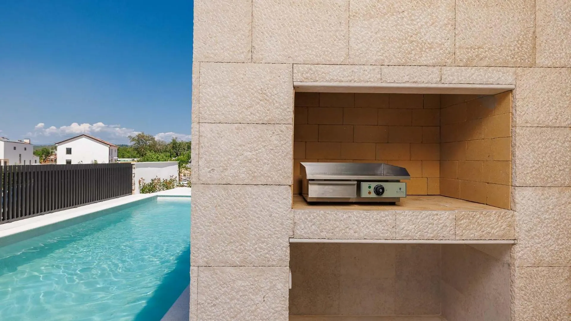 Villa Amaris With Private Heated Pool Malinska