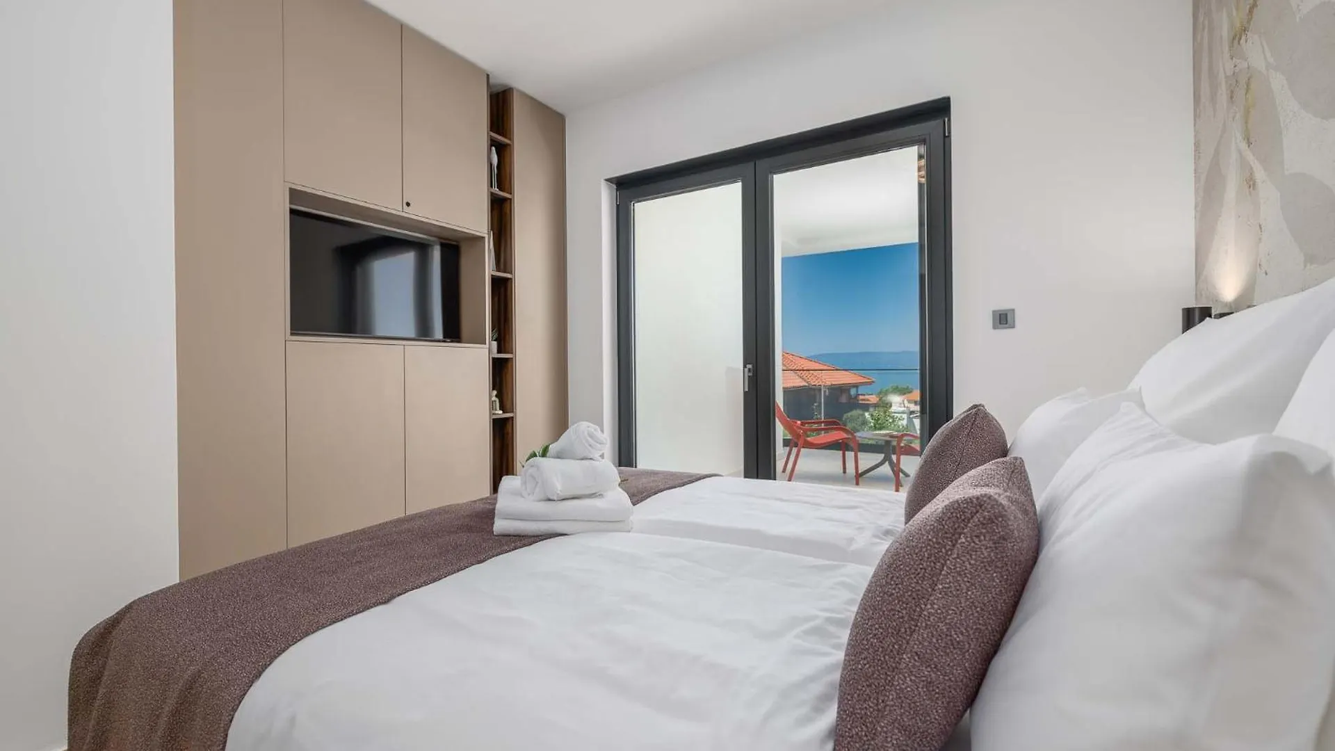 Villa Amaris With Private Heated Pool Malinska