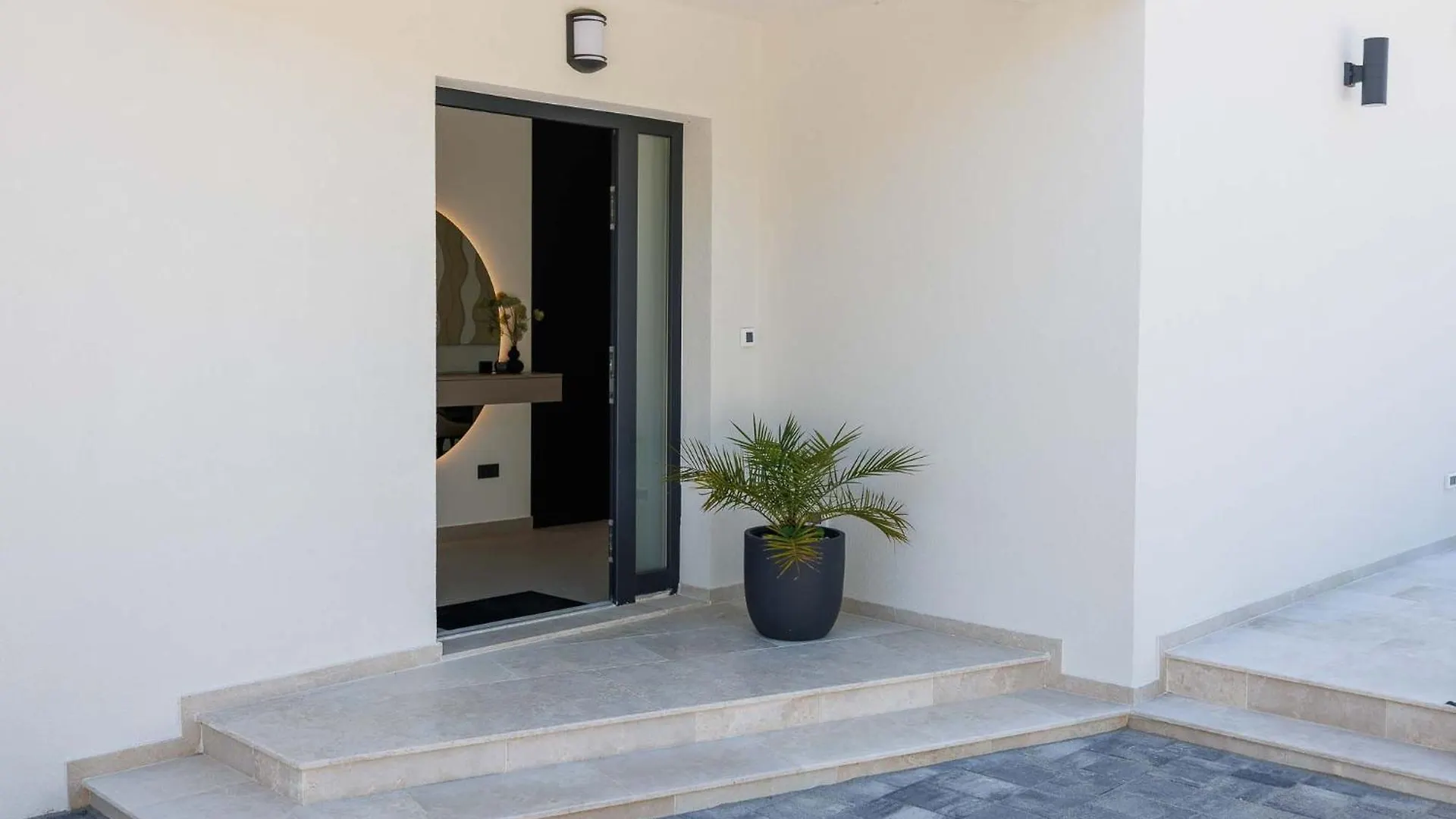 Villa Amaris With Private Heated Pool Malinska