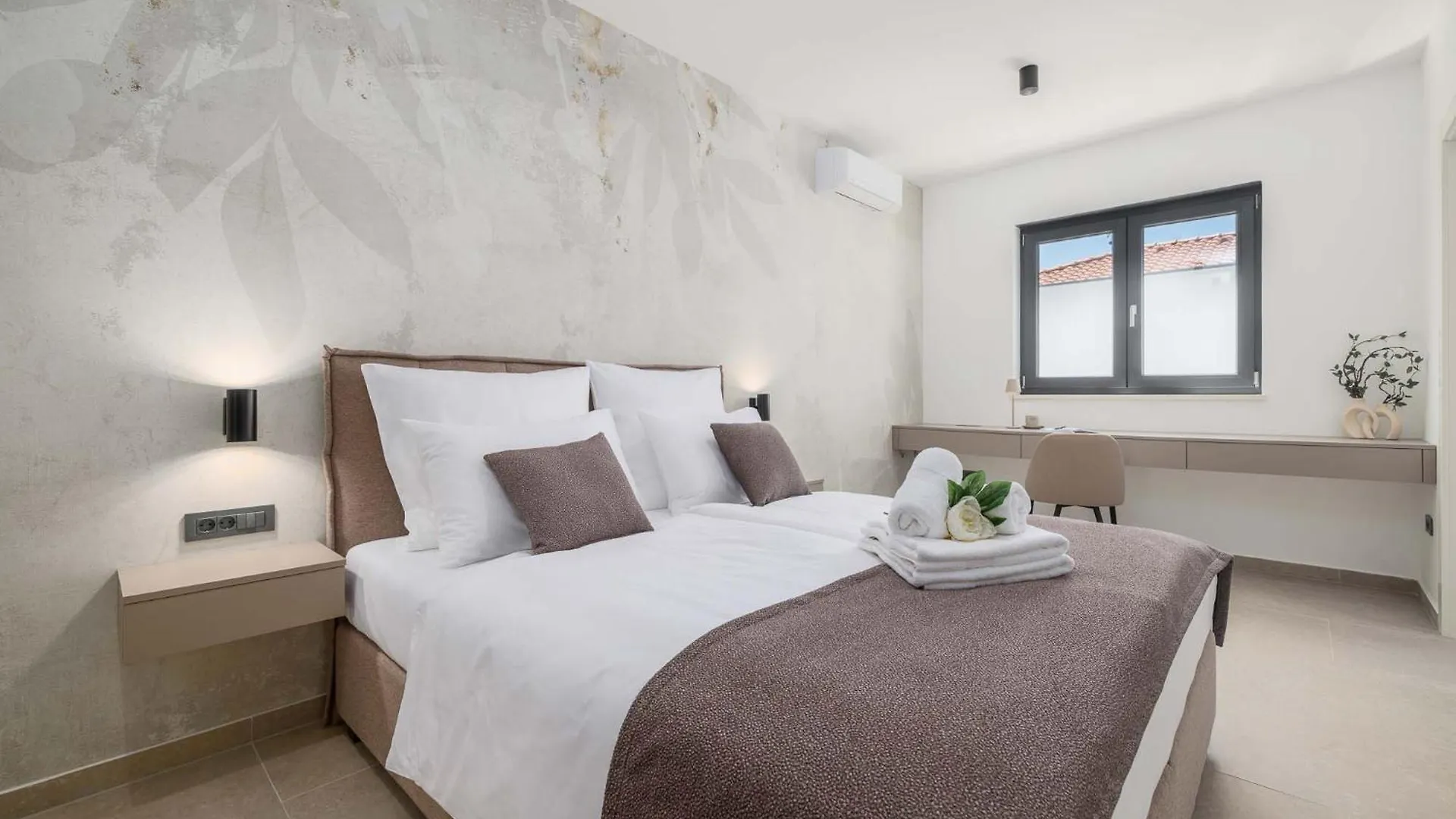 Villa Amaris With Private Heated Pool Malinska Croatia