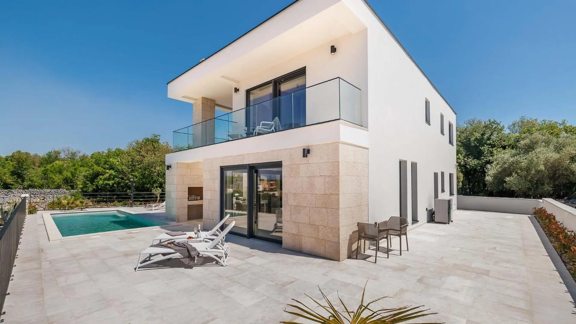 Villa Amaris With Private Heated Pool Malinska