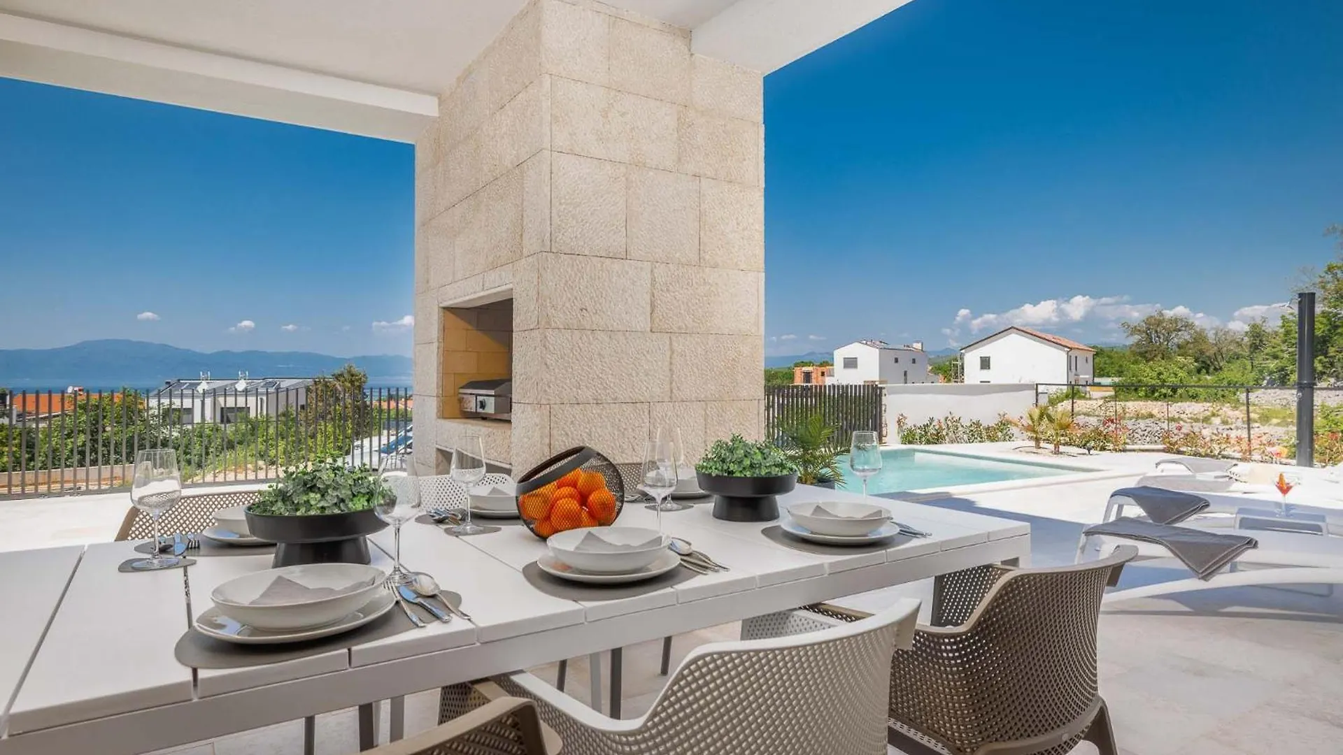 Villa Amaris With Private Heated Pool Malinska